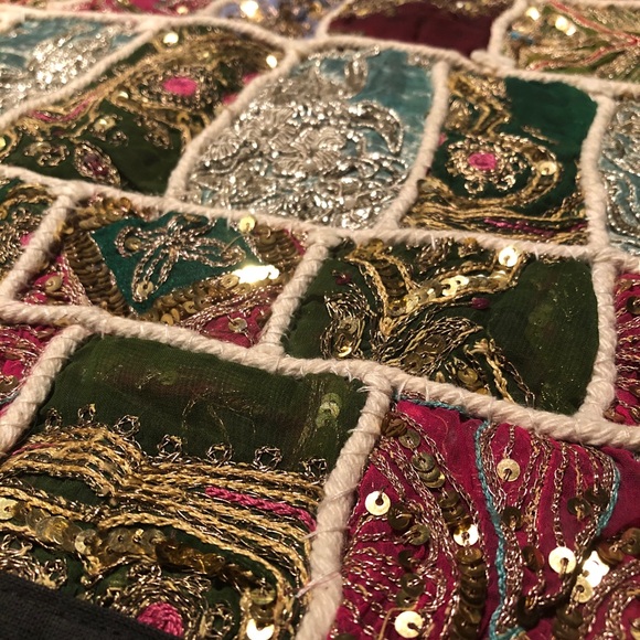 Vintage Hand Embroidered Zari Cushion Cover ♥️ - Picture 4 of 12